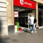 AF1QipOIx5XENvdZl7UWpjIPQVusi 9oPR3hZx01zTTew408 h544 k no